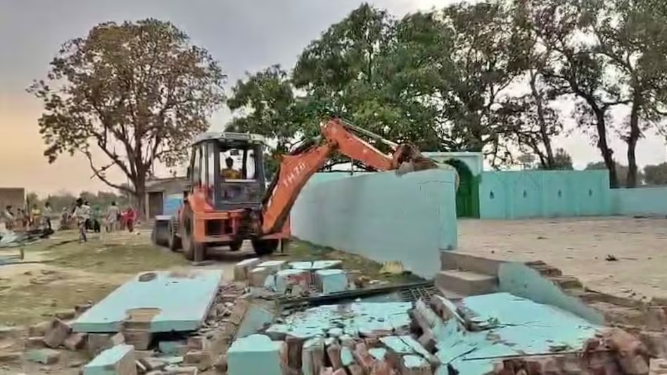 Demolition drive in Shravasti dsitrict