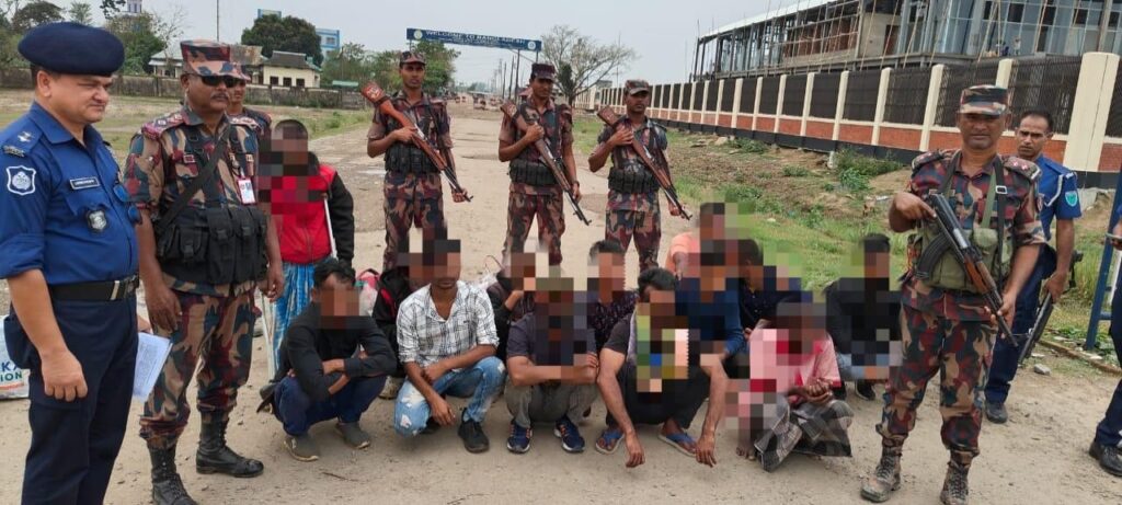 Illegal migrants rounded up for deportation in Assam 