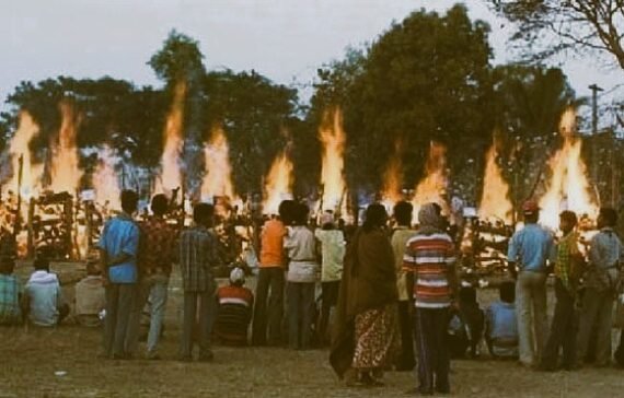 Collective rites of 13 tribals killed in Kalinganagar in January 2006