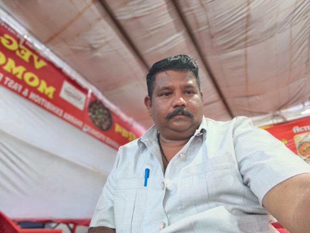 Santosh Kumar Sharma of Jaipur has been working in fairs since his childhood